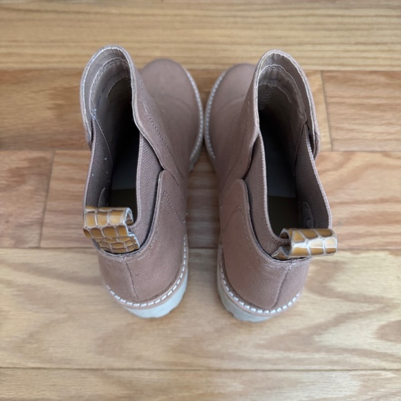 Dolce Vita Huey Booties in Mocha Canvas - Picture 3 of 4